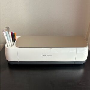 Cricut Maker in White and Rose Gold